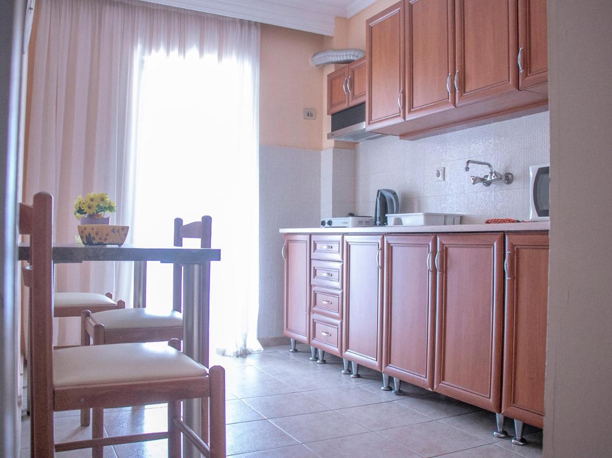 Maria Apartments Paralia Dionisiou Exterior foto