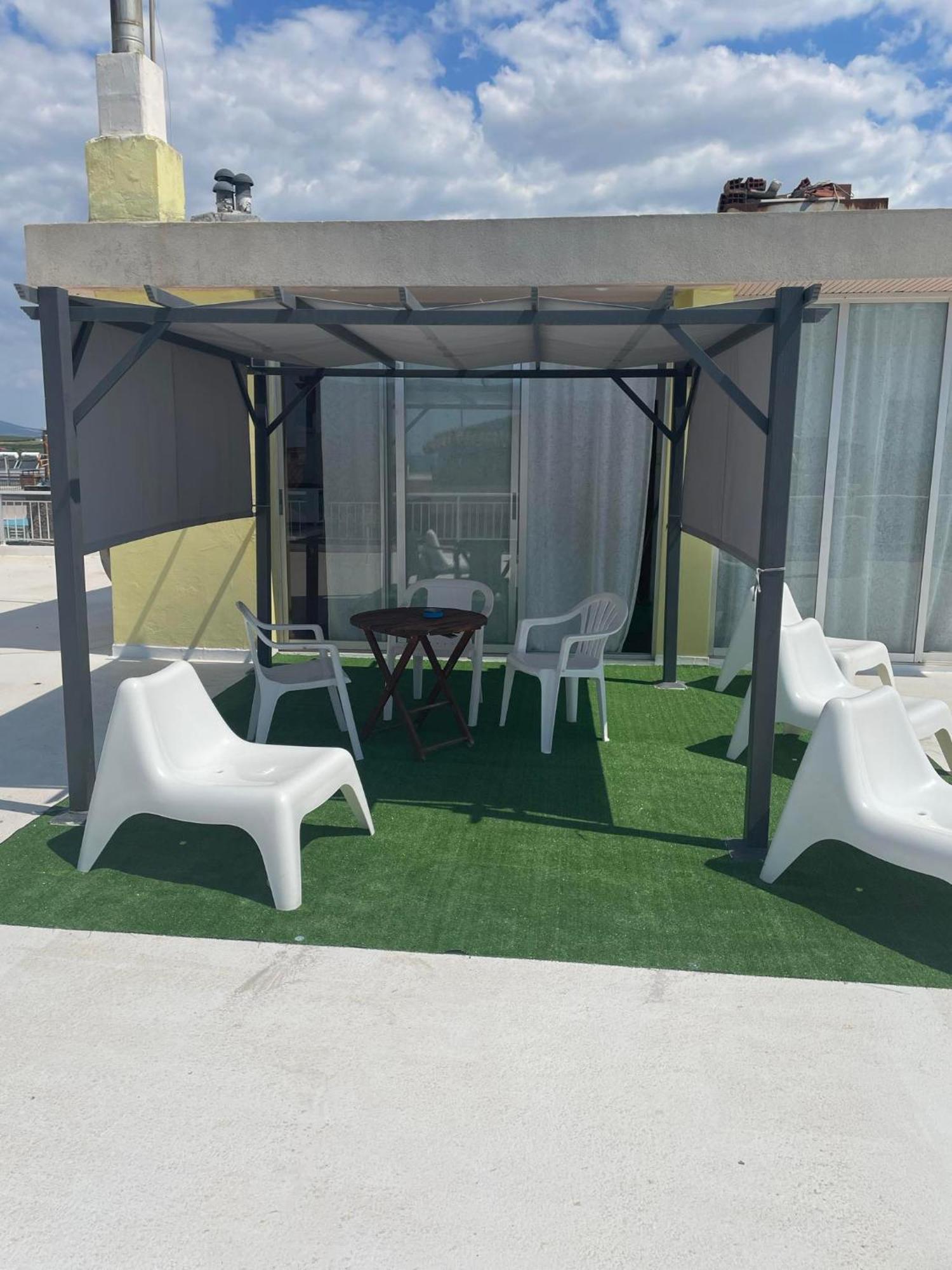 Maria Apartments Paralia Dionisiou Exterior foto